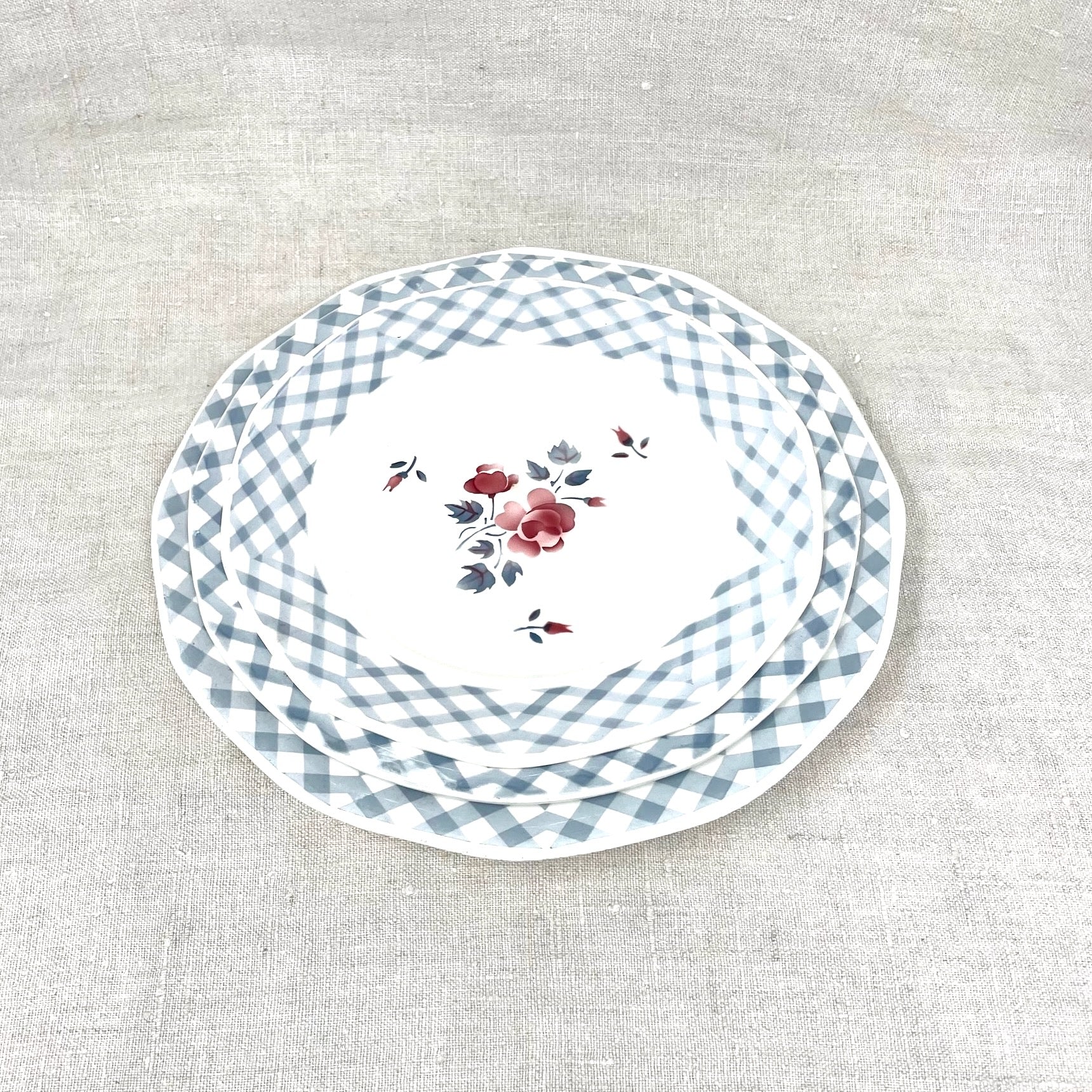 Blue checkered plate with roses-CARRON-Paris